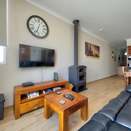 St Pauls Bay 2br Penthouse With Sea View Terrace By 360 Estates *