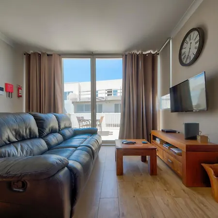 St Pauls Bay 2br Penthouse With Sea View Terrace By 360 Estates * St Paul's Bay