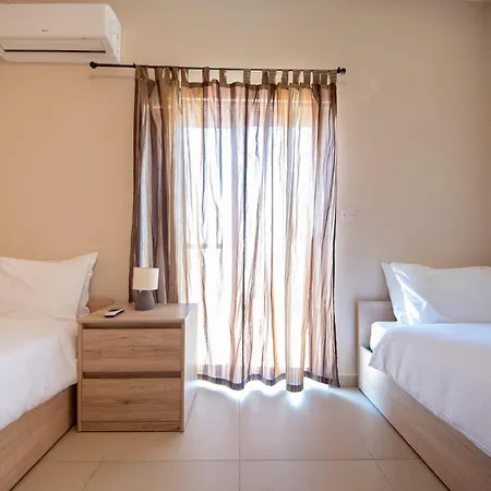 St Pauls Bay 2br Penthouse With Sea View Terrace By 360 Estates Apartament St Paul's Bay
